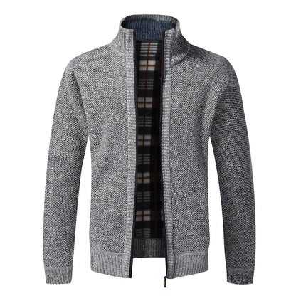 Grauer Herren-Strickjacke mit Reißverschluss, Stehkragen, kariertem Innenfutter, Wintermode.