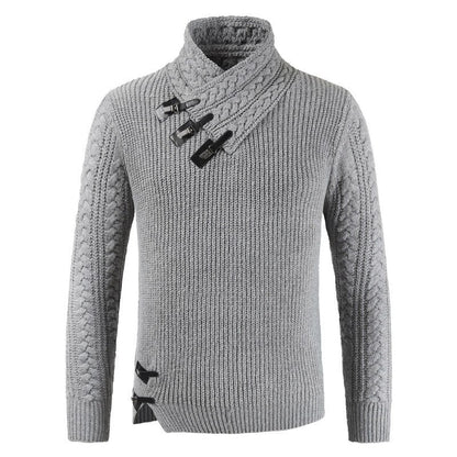 Grauer Strickpullover mit Schalkragen und Schnallen, Herrenmode, Winterkleidung, warm.