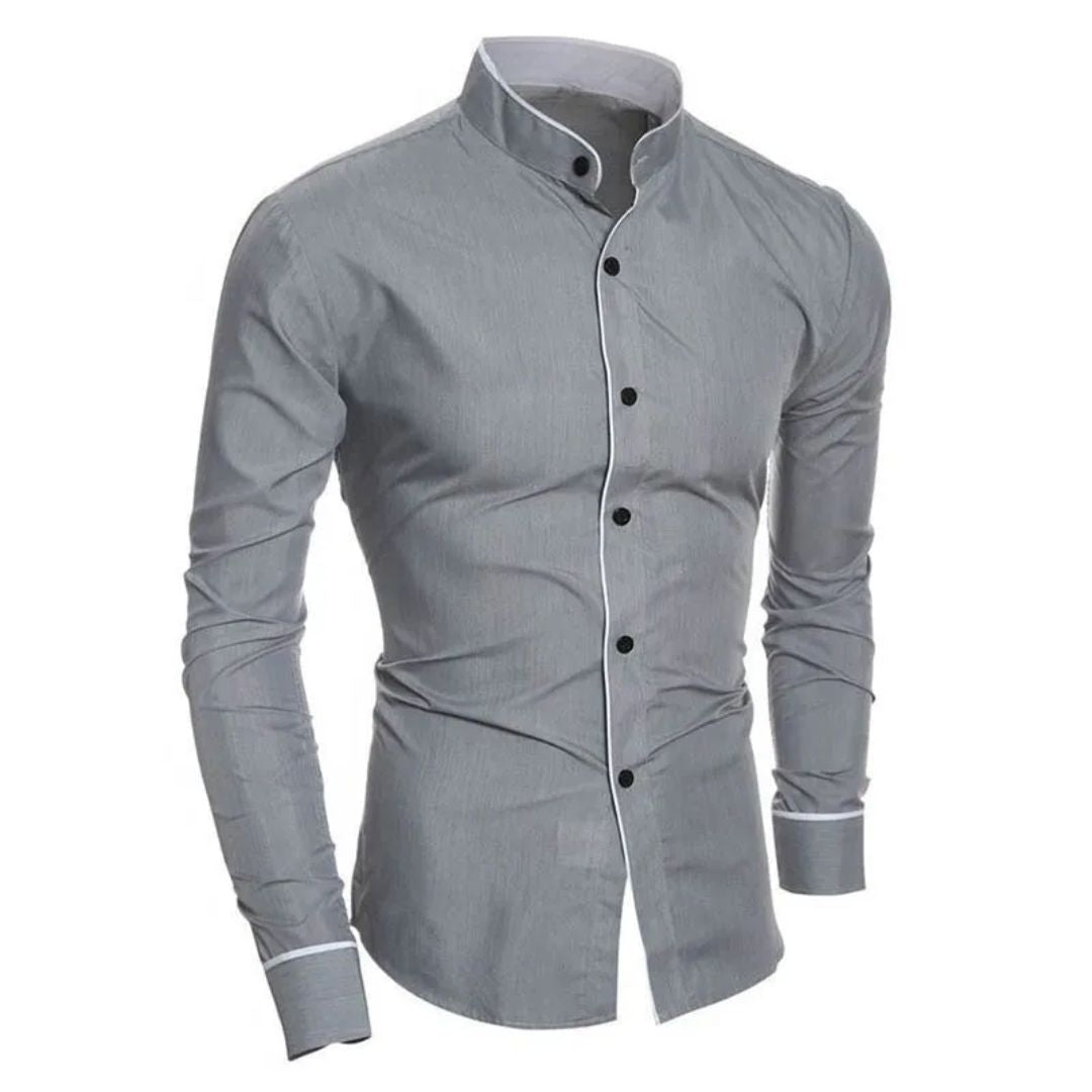 Graues Herrenhemd mit Stehkragen, Slim Fit, Knopfleiste, elegantes Design, Baumwolle.