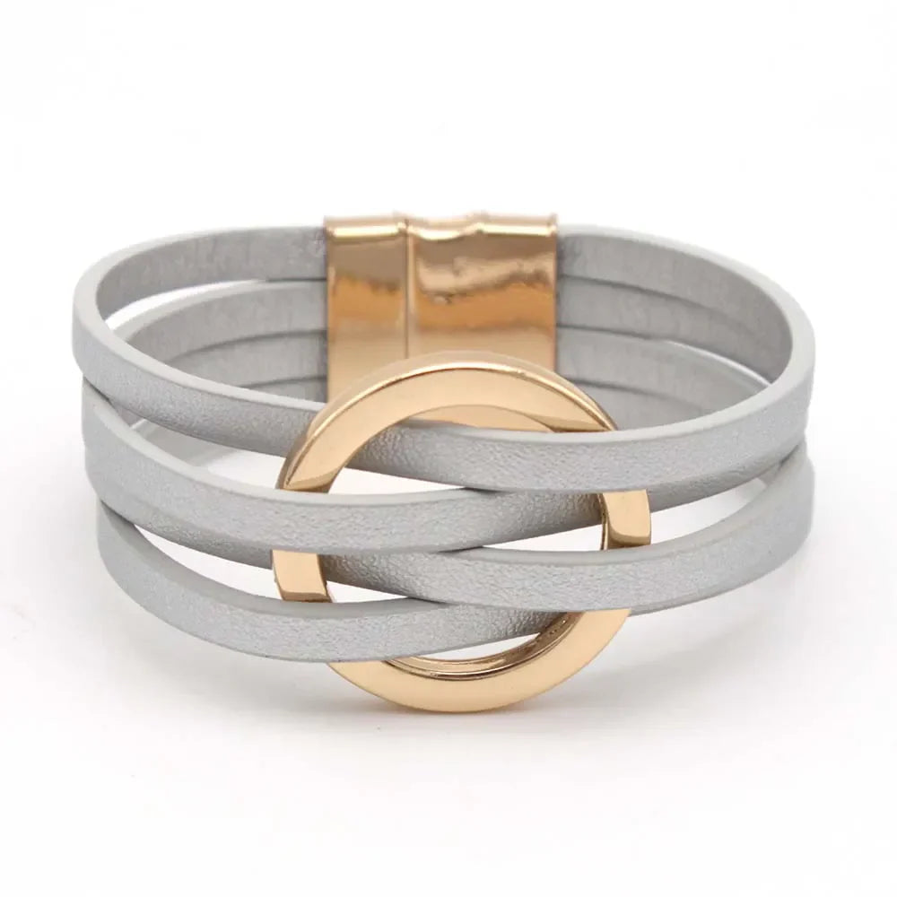 Damen Armband Leder grau mit goldener Schnalle, modisches Accessoire, elegantes Design.