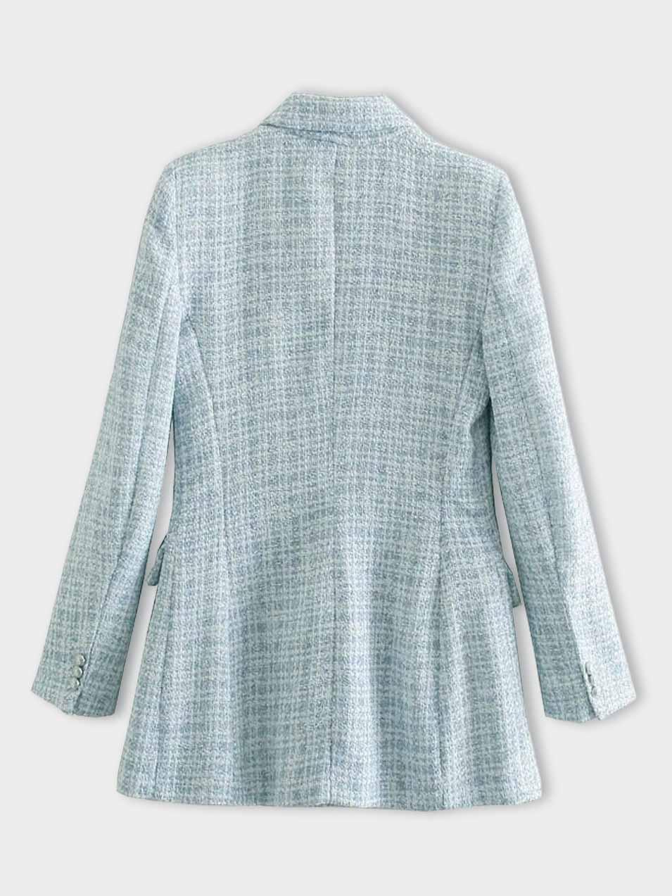 Hellblauer karierter Tweed-Blazer für Damen, elegantes Design, Rückansicht, modisch und stilvoll.
