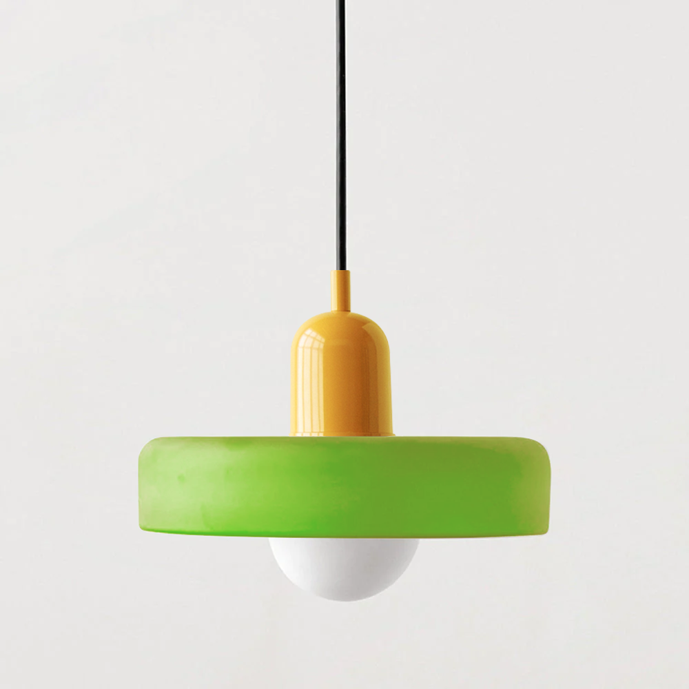 Moderne grüne und gelbe Hängelampe, minimalistisches Design, Wohnzimmerbeleuchtung.