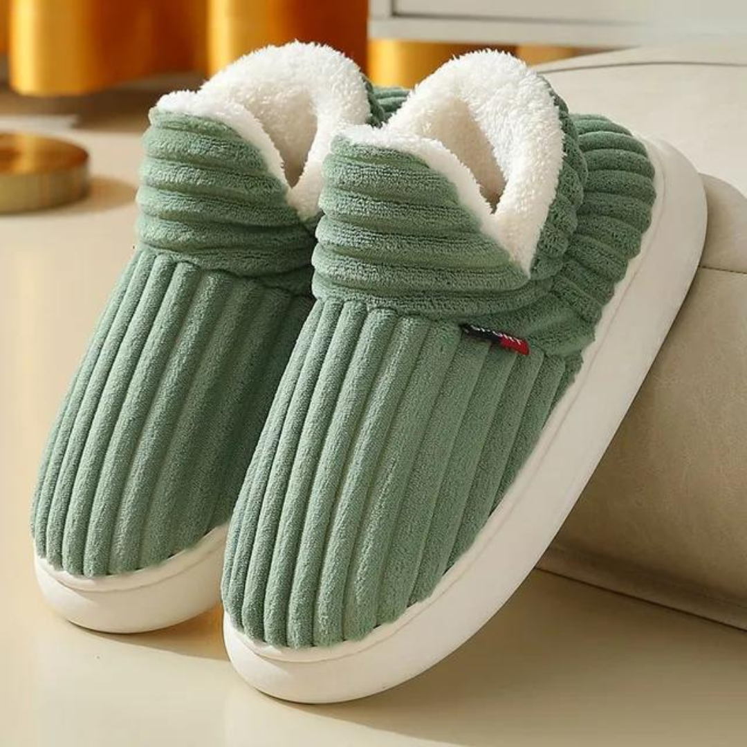 Grüne Plüsch-Hausschuhe, rutschfest, warm, für Damen und Herren, gemütliche Winterpantoffeln.