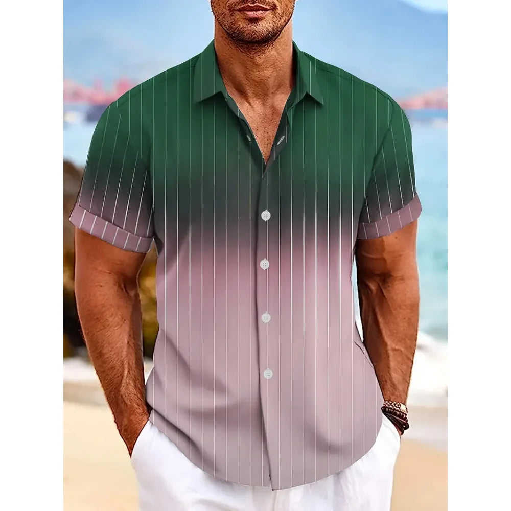 Männerhemd, grün-weiß, gestreift, kurzärmelig, Knopfleiste, Strandmode, Sommeroutfit.