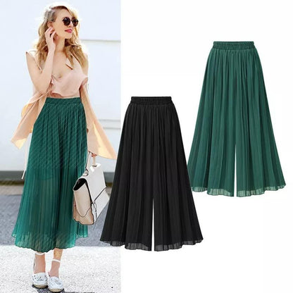 Damen Plissee Culotte Hose, grün und schwarz, elegant, luftig, Sommermode, Freizeitkleidung.