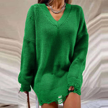 Grüner Strickpulloverkleid Damen, V-Ausschnitt, lässig, modisch, bequem, Herbstmode.