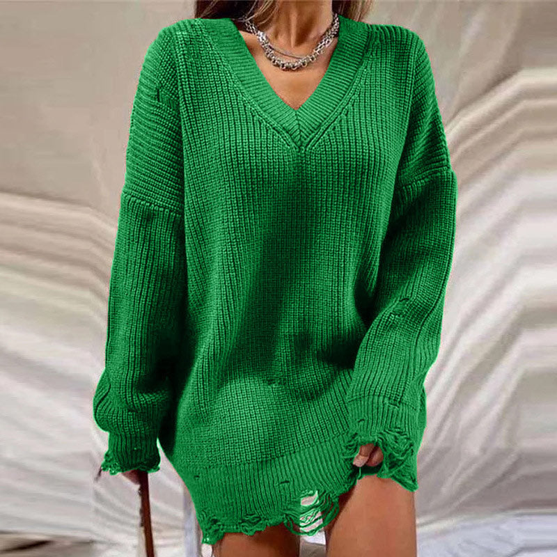 Grüner Strickpullover, V-Ausschnitt, Damenmode, lässig, bequem, Herbstkleidung.