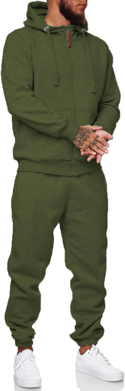 Grüner Herren-Trainingsanzug, Kapuzenpullover und Jogginghose, sportlich, bequem.