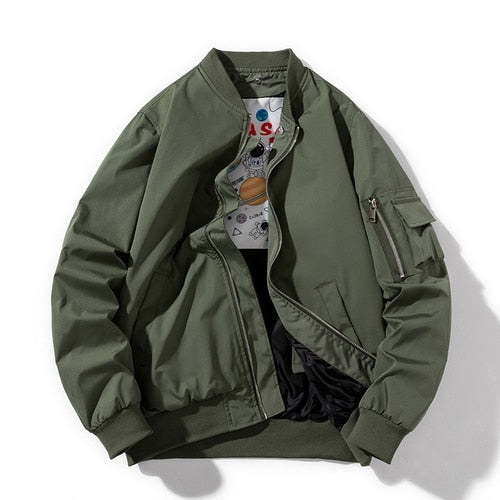 Grüne Bomberjacke aus Baumwolle, Reißverschluss, Taschen, Herrenmode, lässiger Stil.