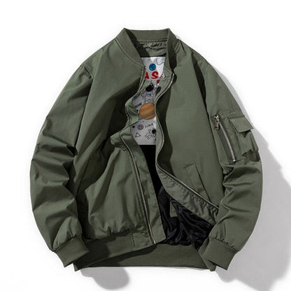 Grüne Bomberjacke aus Baumwolle, Reißverschluss, Taschen, Herrenmode, lässiger Stil.
