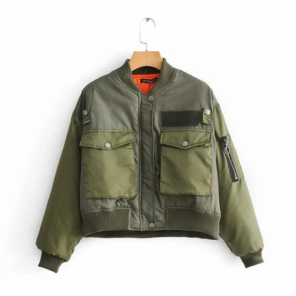 Grüne Bomberjacke Damen, Taschen, Reißverschluss, Herbstmode, lässig, Streetwear, Baumwolle.