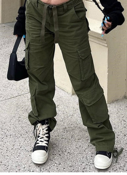 Grüne Cargohose Damen, lässig, mit Taschen, Streetwear, Baumwolle, modisch, bequem.