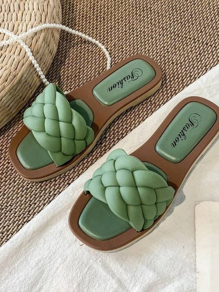 Grüne geflochtene Sandalen für Damen, flach, Sommermode, rutschfest, bequem.