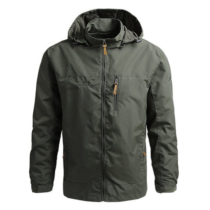 Grüne Herren-Outdoorjacke mit Kapuze, Reißverschluss, wasserabweisend, winddicht.