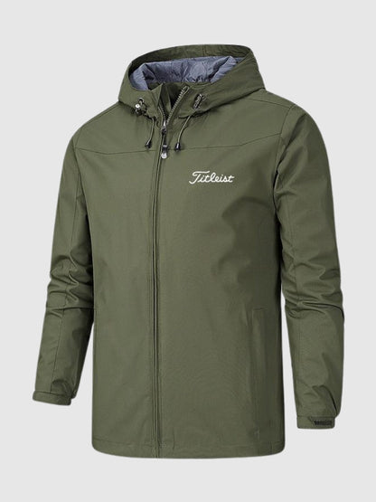 Grüne Titleist Herrenjacke mit Kapuze, wasserabweisend, Outdoor-Bekleidung, Reißverschluss.