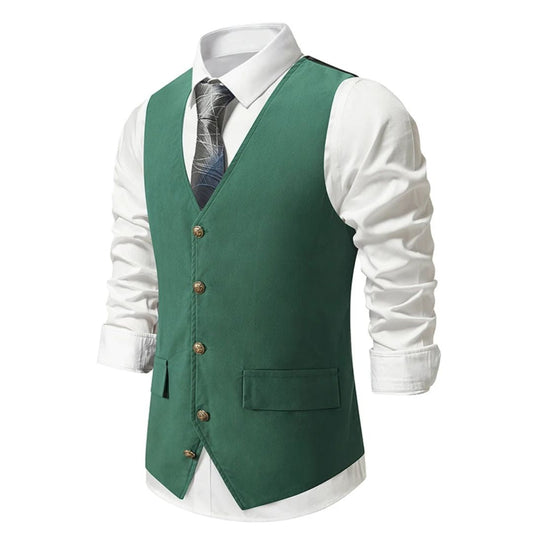 Grüne Herrenweste mit Knöpfen, elegantes Design, kombiniert mit weißem Hemd und Krawatte.