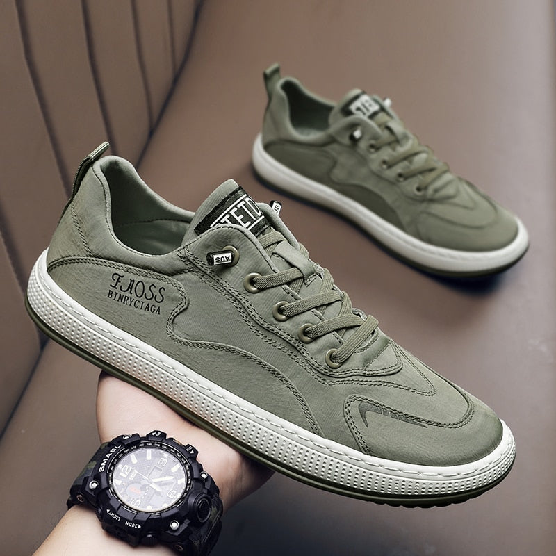 Grüne Sneaker für Herren, sportlich, atmungsaktiv, Freizeitschuhe, modisch, bequem.