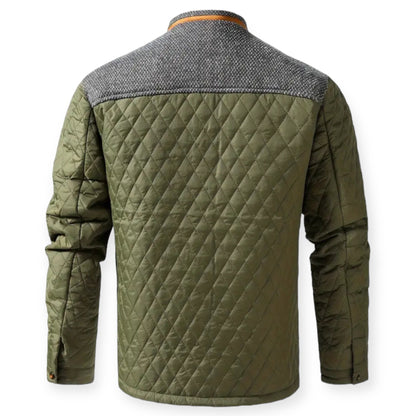 Grüne gesteppte Jacke mit grauem Schulterbereich, Herrenmode, Outdoor-Bekleidung