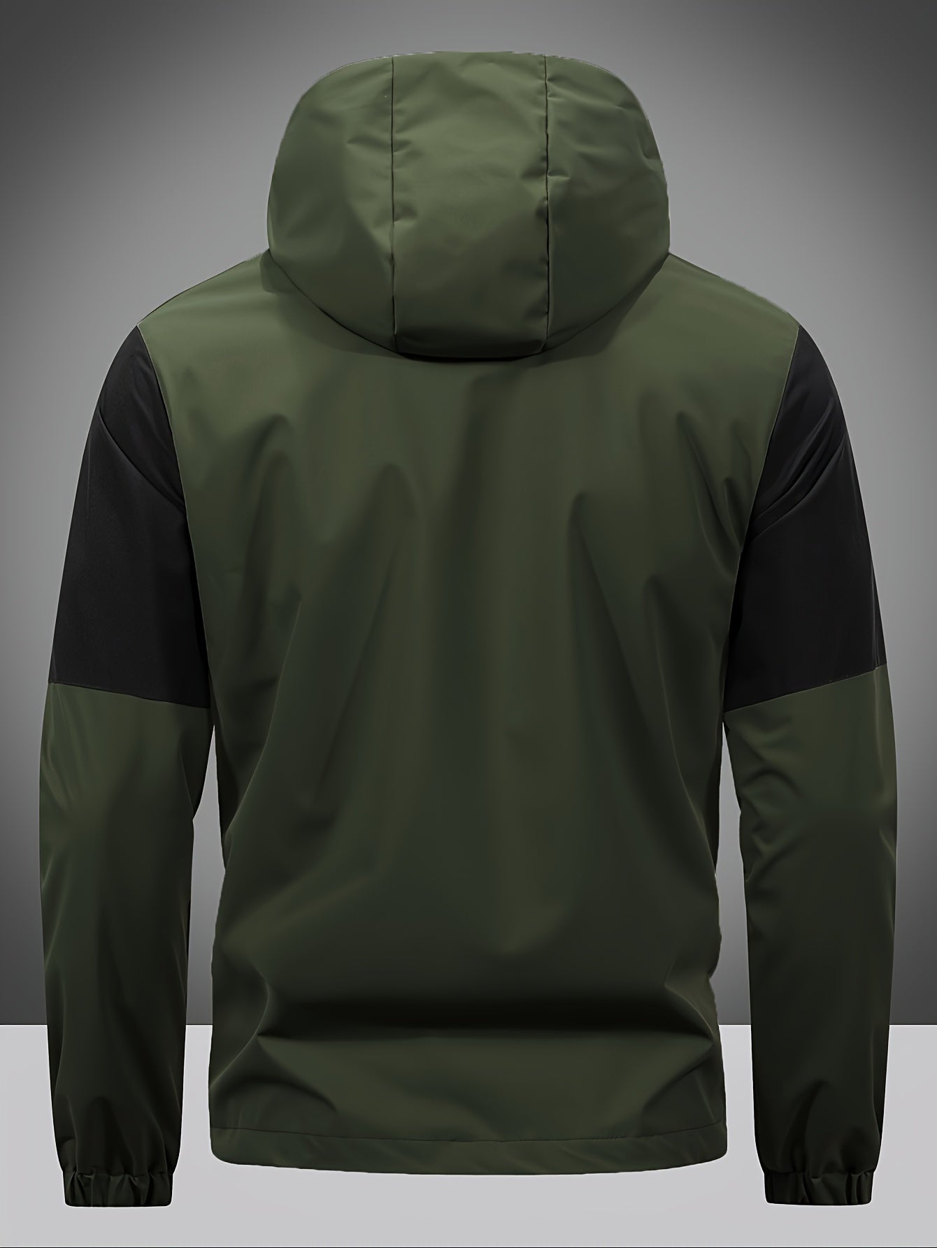 Grüne Herrenjacke mit Kapuze, wasserabweisend, Outdoor-Mode, Rückansicht.