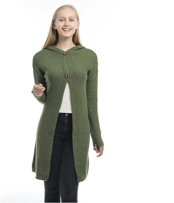 Grüne Strickjacke Damen, Kapuze, Knöpfe, lang, modisch, bequem, Herbstmode, Freizeitkleidung.