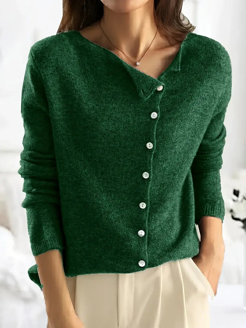 Grüner Damen-Cardigan aus Wolle mit Knopfleiste, eleganter Herbst-Look, gemütlich und stilvoll.