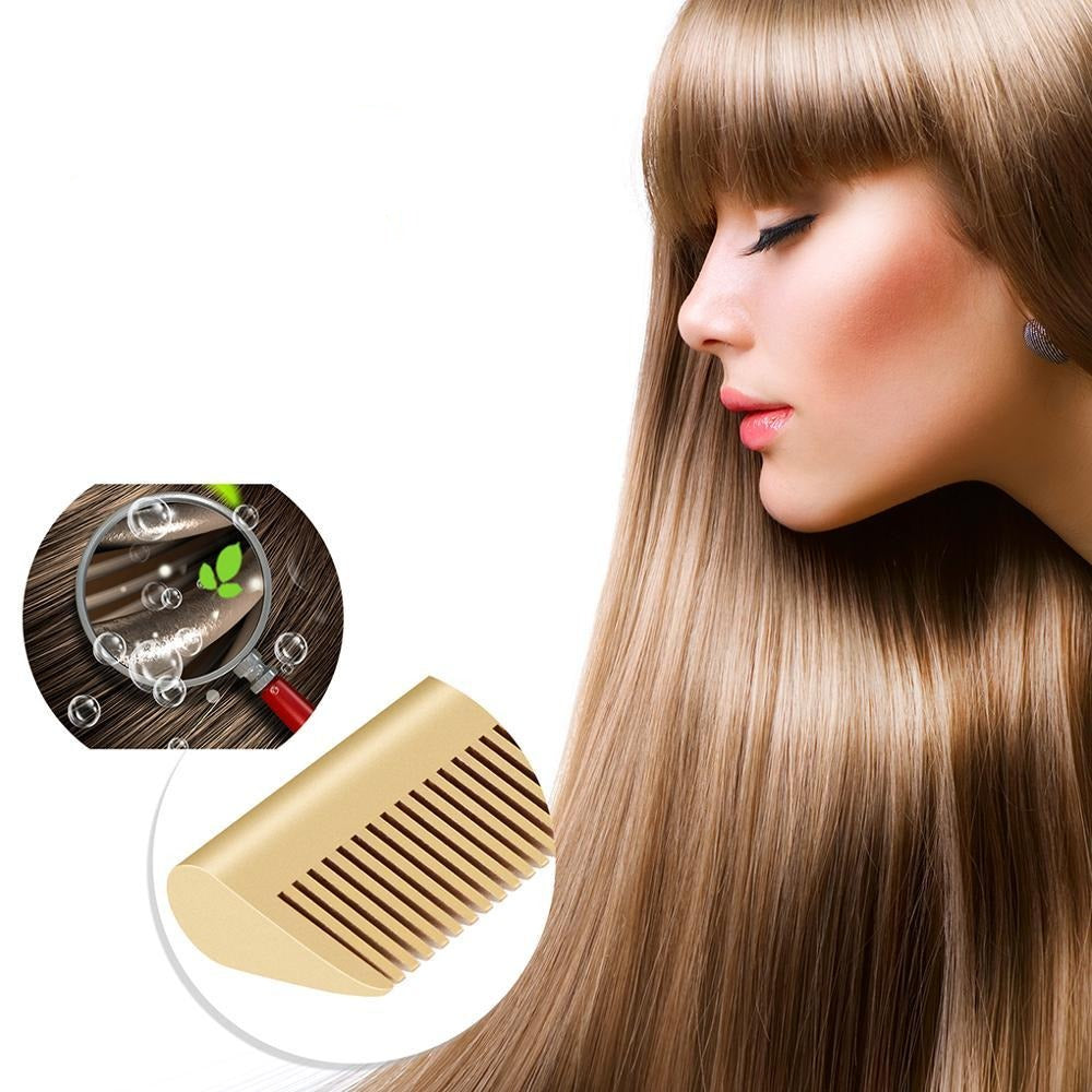 Goldener elektrischer Haarkamm, glattes Haar, Haarpflege, Styling-Werkzeug, Friseurbedarf.