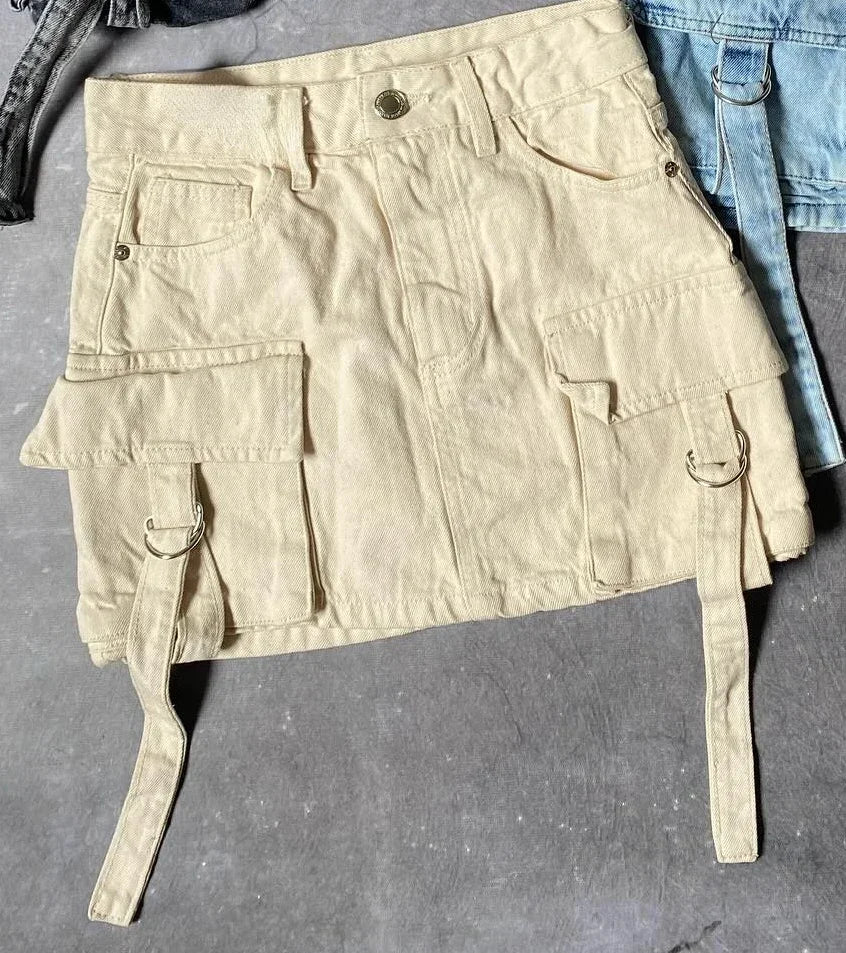 Beige Harajuku Minirock, Mehrtaschen, A-Linie, Denim, Y2K-Stil, Damenmode 2024.