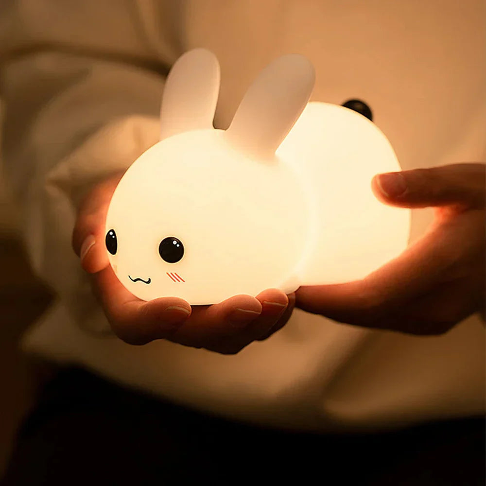 Kaninchen-Nachtlicht aus Silikon, warmweiß, tragbar, für Kinderzimmer, dimmbar, USB-aufladbar.