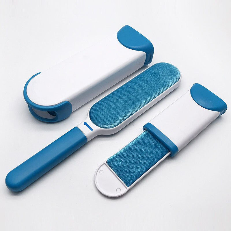 Tierhaarentferner Set, blau-weiß, mit Bürstenhandschuh, ideal für Hunde- und Katzenhaare.