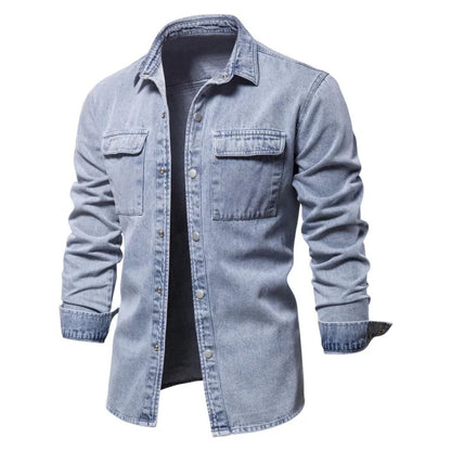 Herren Jeanshemd, hellblau, langarm, Knopfleiste, Brusttaschen, Freizeitmode, Baumwolle.