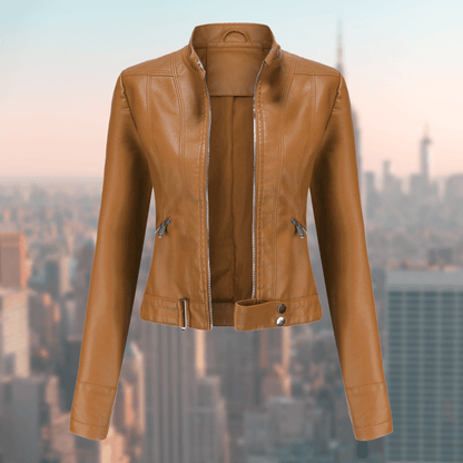 Hellbraune Damenlederjacke mit Reißverschluss, stilvoll und modern, ideal für Herbstmode.