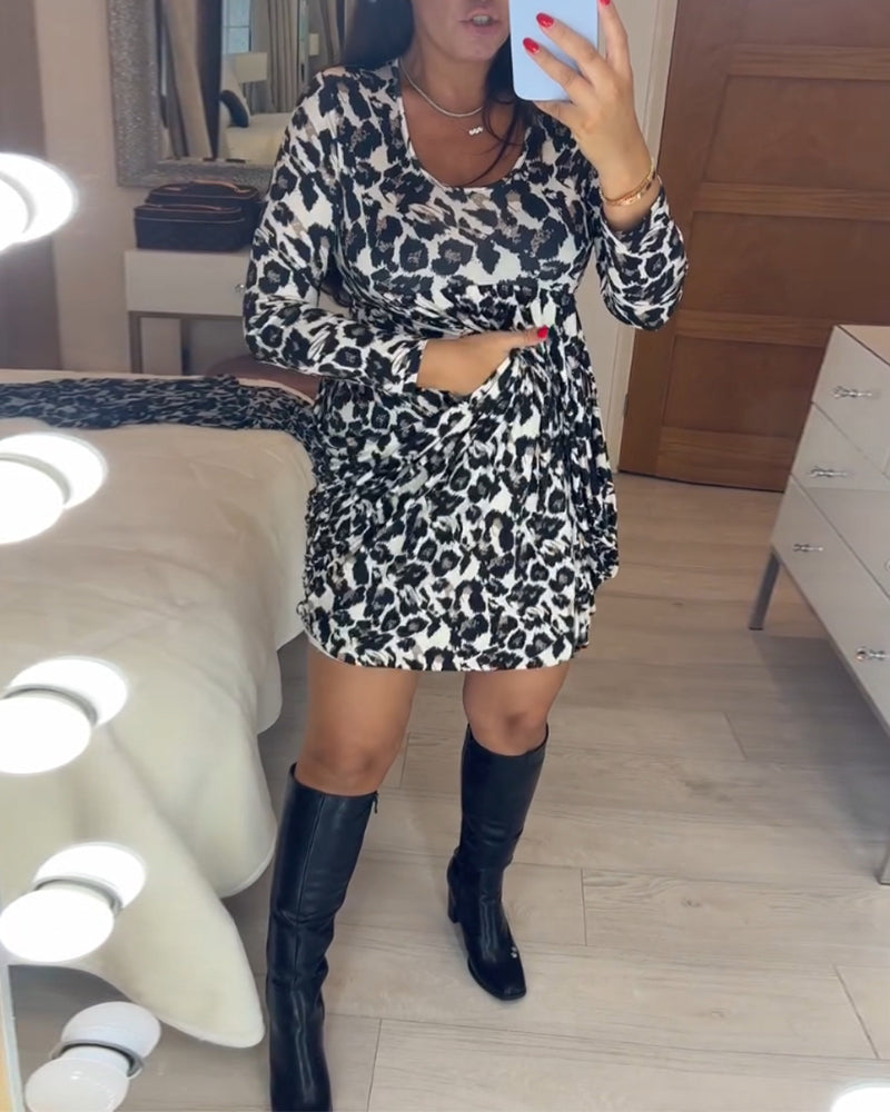Höstklänning med leopardmönster – Leona