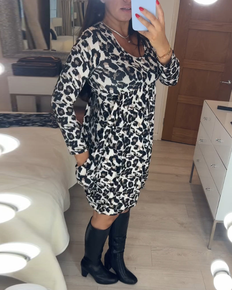 Höstklänning med leopardmönster – Leona