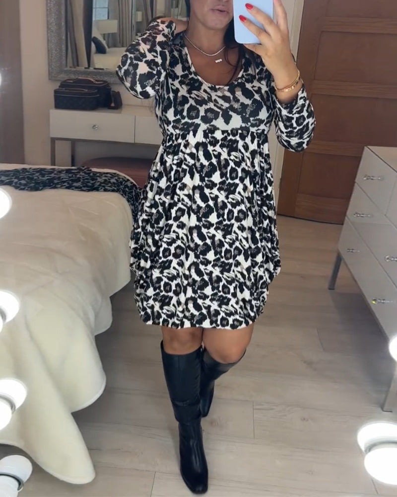 Höstklänning med leopardmönster – Leona