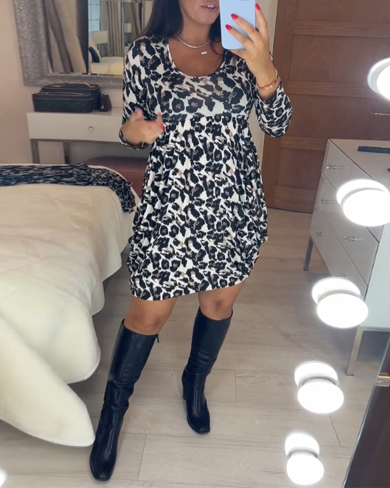 Höstklänning med leopardmönster – Leona