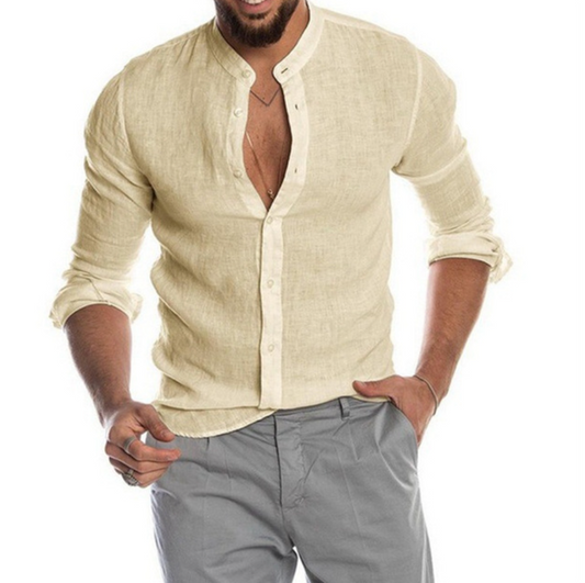Herren Leinenhemd beige, langärmelig, Stehkragen, Freizeitmode, Sommerbekleidung.