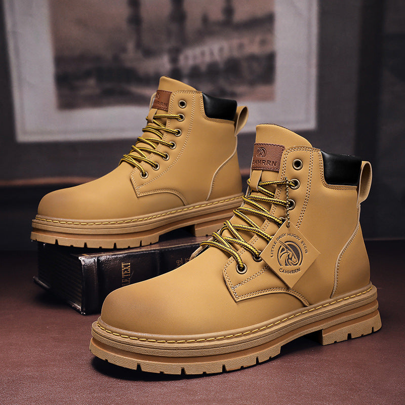 Gelbe Herren-Wanderschuhe aus Leder, rutschfest, robust, ideal für Outdoor-Aktivitäten.
