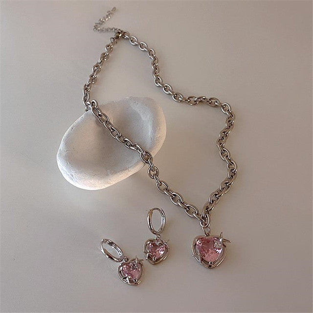 Silberne Kette und Ohrringe mit rosa Herzanhängern, modisch, Harajuku-Stil, Y2K.