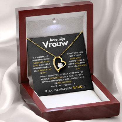 Goldene Herz-Halskette mit Zirkonia in roter Schmuckschatulle, Geschenk für Frauen.
