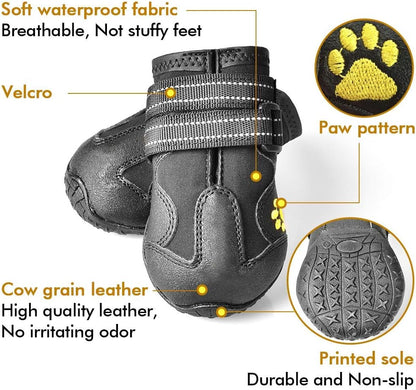 Schwarze Hundeschuhe aus Leder, wasserdicht, rutschfest, mit Klettverschluss und Pfotenmuster.