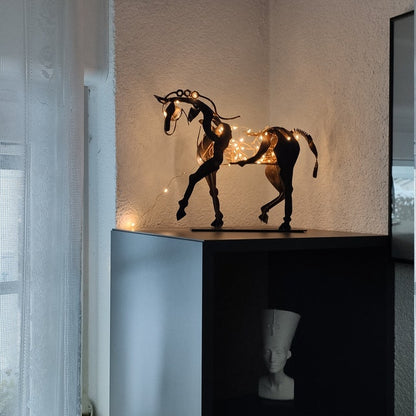 Handgjord hästfigur – Ferro