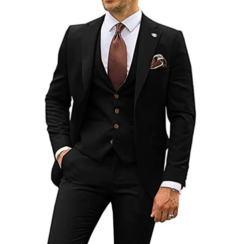 Eleganter schwarzer Anzug für Herren mit brauner Krawatte und Einstecktuch, Businessmode.