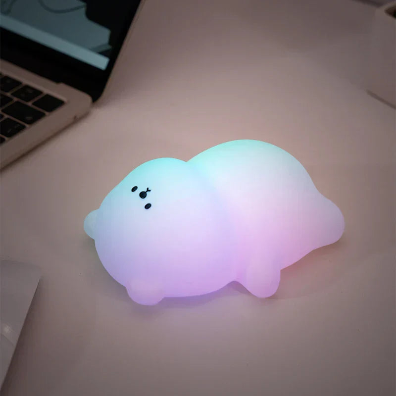 Nachtlicht in Form einer Robbe, LED, mehrfarbig, Kinderzimmer-Dekoration, USB-aufladbar.