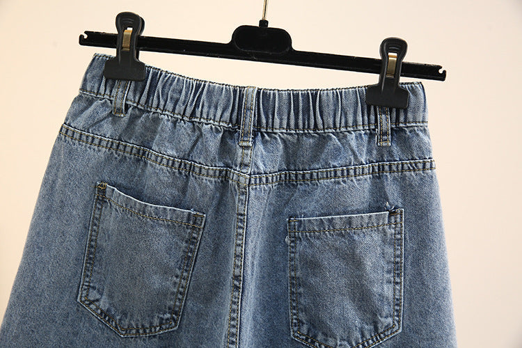Hellblaue Jeansrock mit elastischem Bund und Taschen, Damenmode, lässiger Stil.