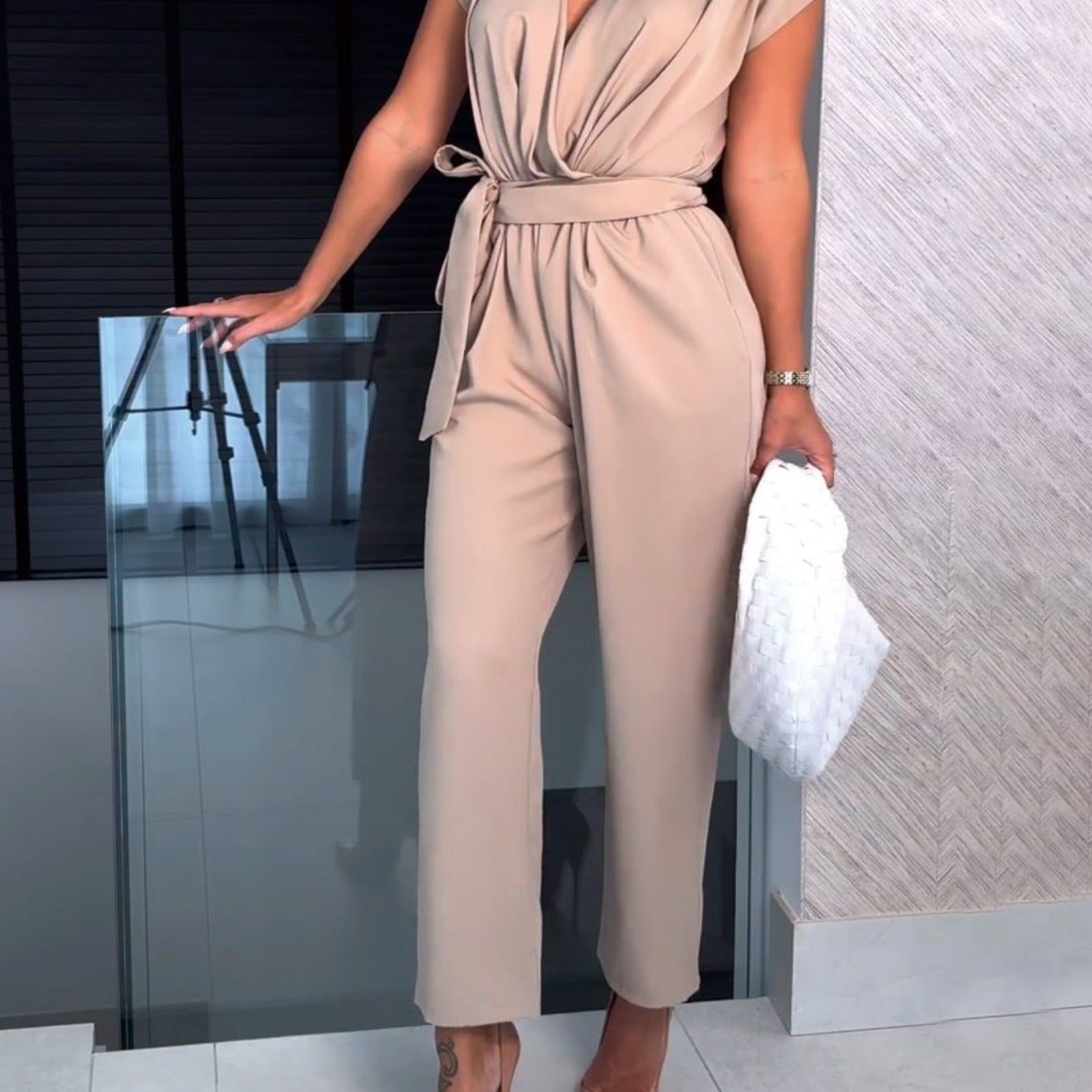 Trendig höstjumpsuit för dam med långa ärmar och midjemarkering – Alina