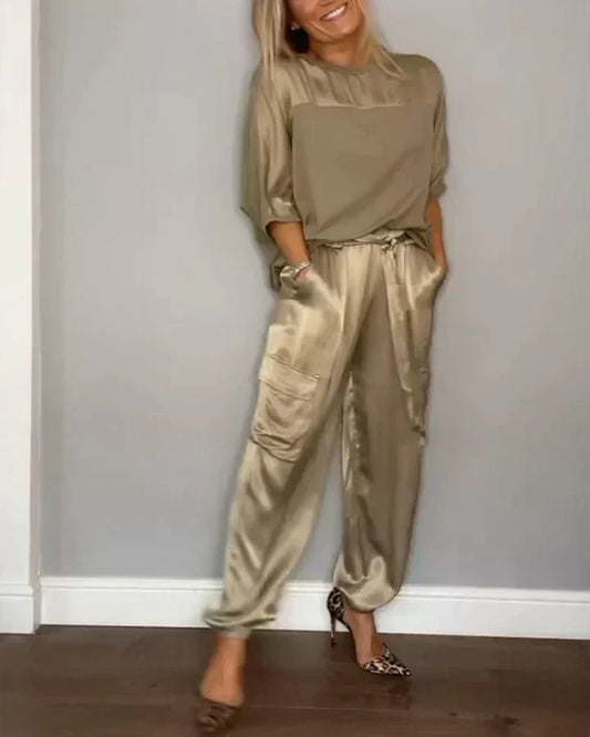 Stilfull och luftig satin jumpsuit för damer för speciella tillfällen – Yasmina