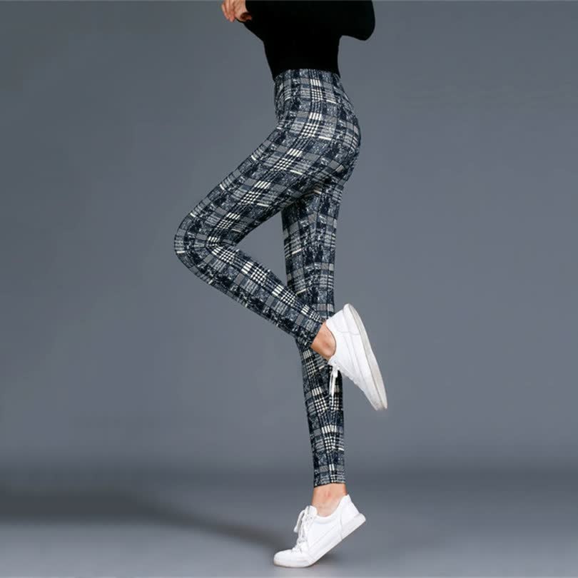 Damen Leggings kariert, schwarz-weiß, hohe Taille, bequem, modisch, Freizeitkleidung.