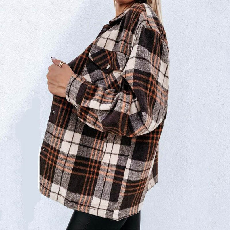 Damen Overshirt kariert, braun-schwarz, Herbstjacke mit Taschen und Knöpfen, lässig.