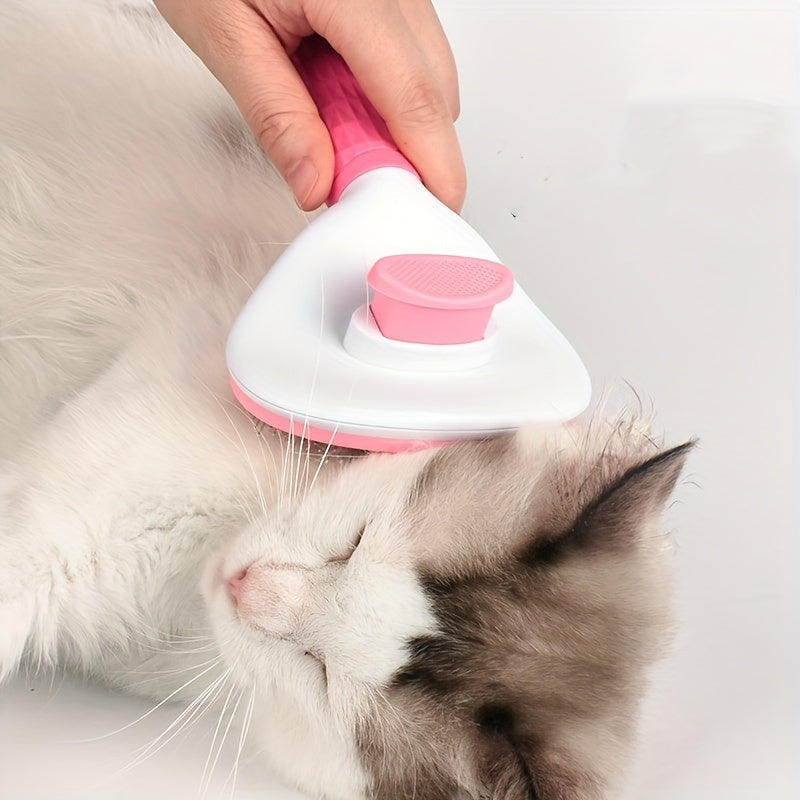 Hand hält rosa-weiße Katzenbürste, kämmt flauschige Katze, Haustierpflege-Tool.