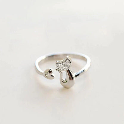 Silberner Katzenring mit Strass, verstellbar, modisches Accessoire, Geschenk für Katzenliebhaber.